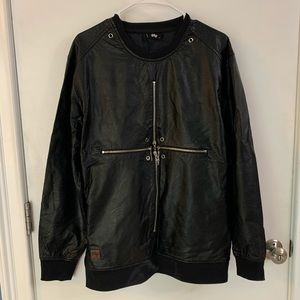 Imperious cross zipper faux leather pullover